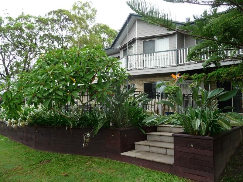 10 Boat Harbour Drive, Macleay Island QLD 4184