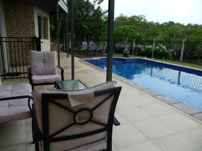 10 Boat Harbour Drive, Macleay Island QLD 4184