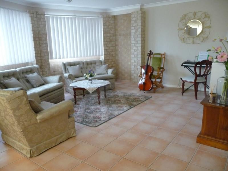 10 Boat Harbour Drive, Macleay Island QLD 4184