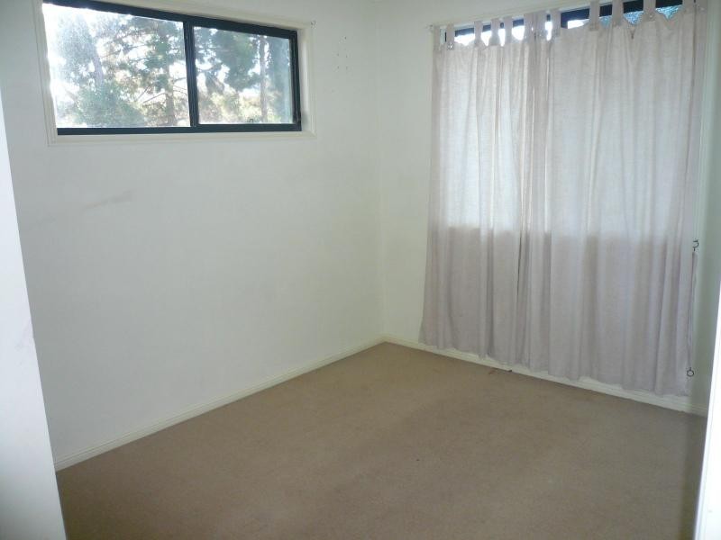 27 Tingara Street, Macleay Island QLD 4184