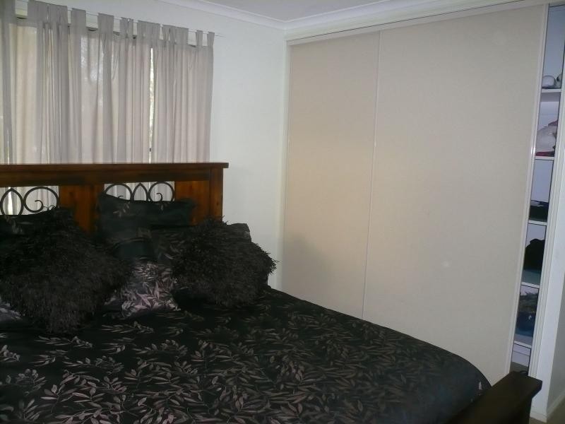 27 Tingara Street, Macleay Island QLD 4184