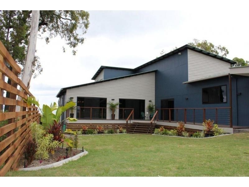 91 Coondooroopa Drive, Macleay Island QLD 4184