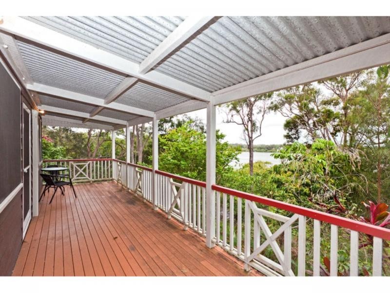 2 Ryde Street, Macleay Island QLD 4184