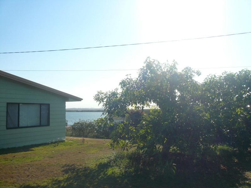 24 Mark Road, Russell Island QLD 4184