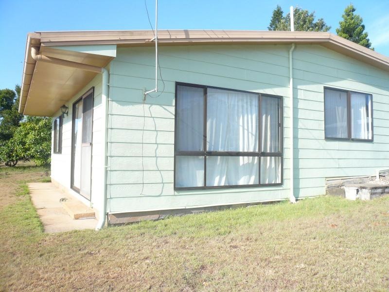 26 Mark Road, Russell Island QLD 4184