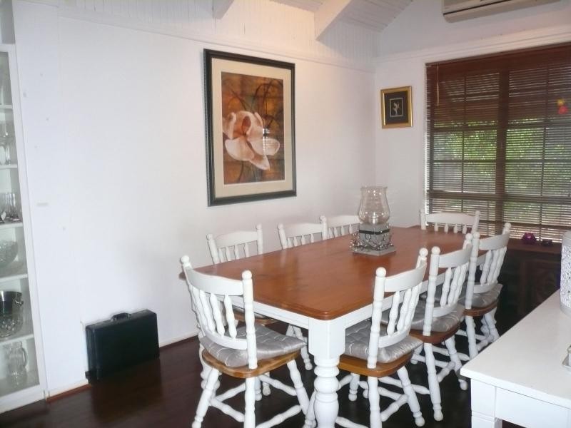 8 Emily Crescent, Macleay Island QLD 4184