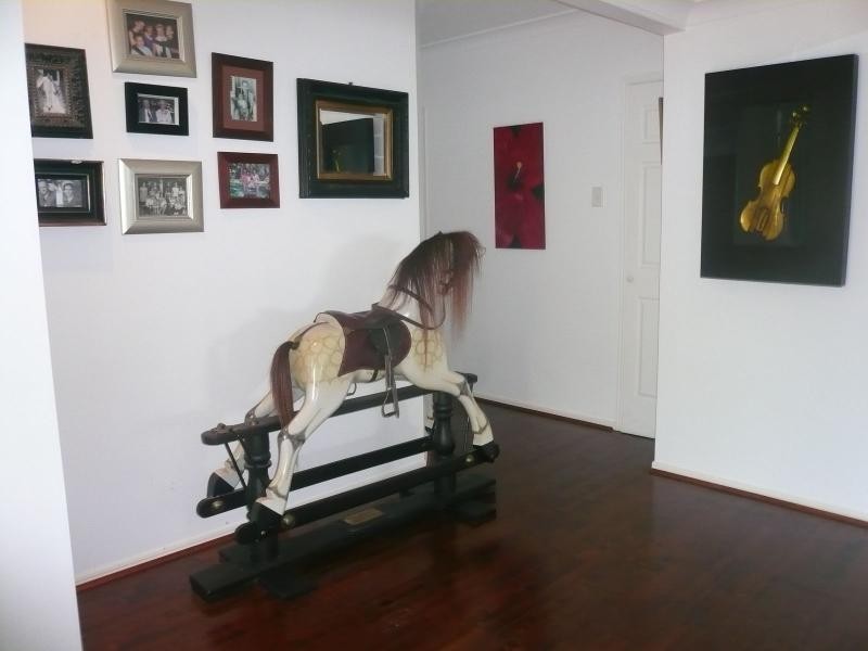 8 Emily Crescent, Macleay Island QLD 4184