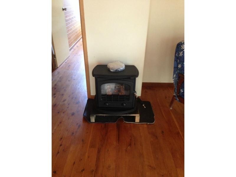 12 Kalara Street, Macleay Island QLD 4184