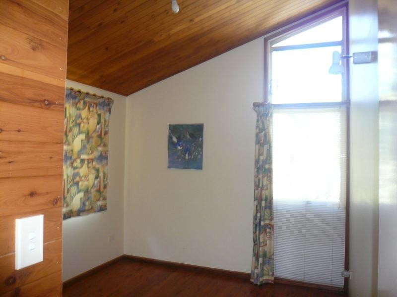 12 Kalara Street, Macleay Island QLD 4184