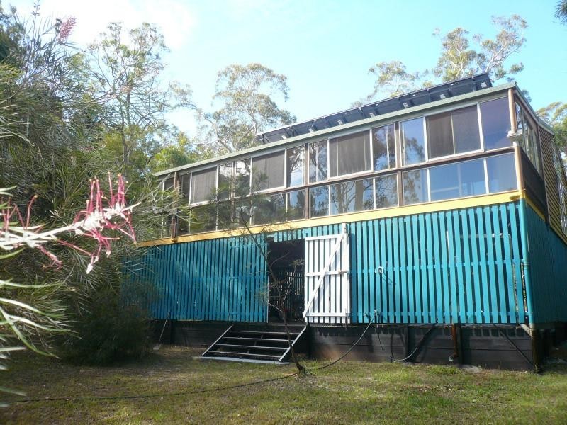 12 Kalara Street, Macleay Island QLD 4184