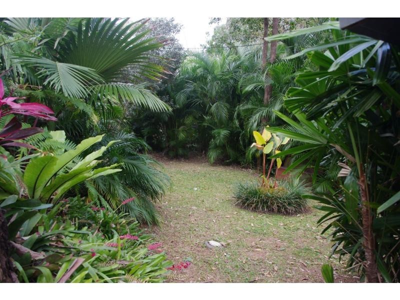 87 Perulpa Drive, Lamb Island QLD 4184