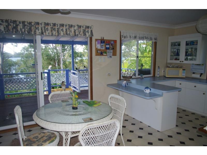 116 The Esplanade, Karragarra Island QLD 4184