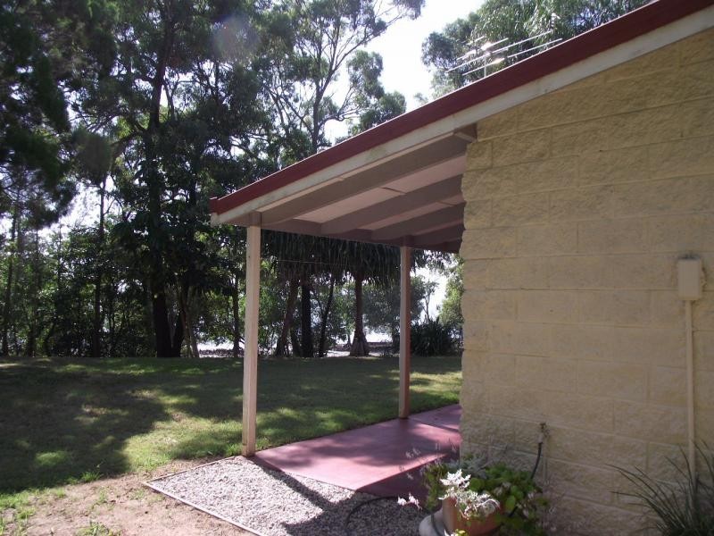 14 The Esplanade, Karragarra Island QLD 4184