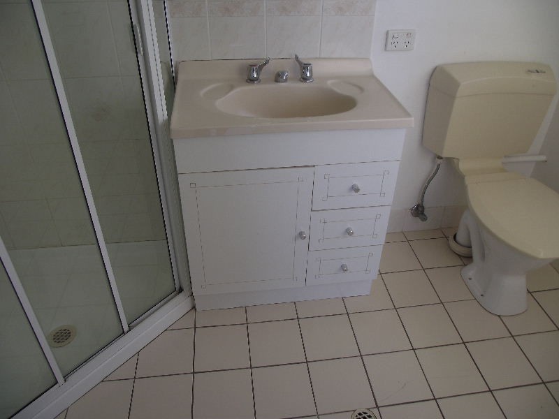 9 Alkira Street, Macleay Island QLD 4184