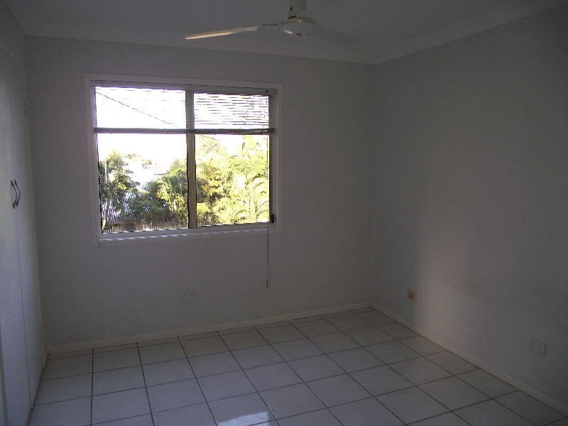 9 Alkira Street, Macleay Island QLD 4184