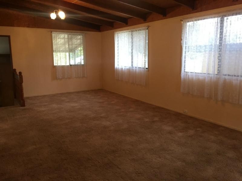 11 Michiko Street, Macleay Island QLD 4184