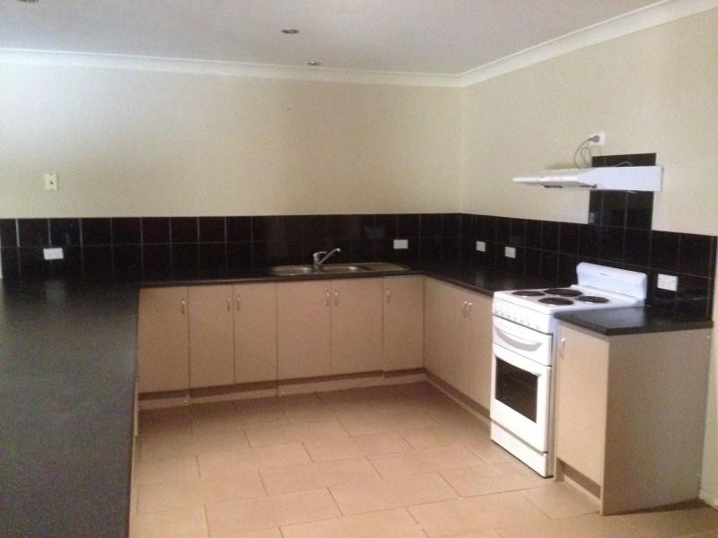 119 Western Road, Macleay Island QLD 4184