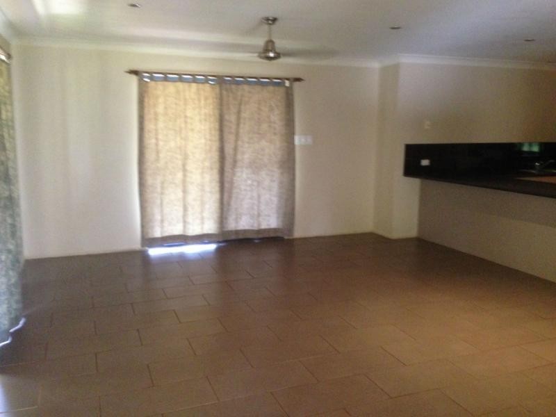 119 Western Road, Macleay Island QLD 4184