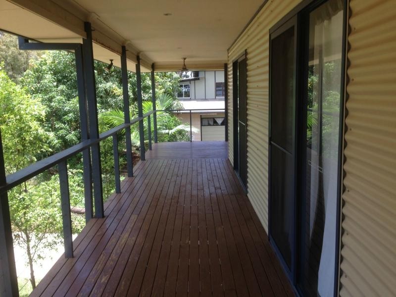 119 Western Road, Macleay Island QLD 4184