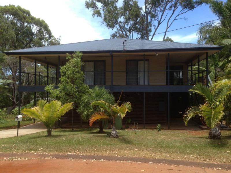 119 Western Road, Macleay Island QLD 4184