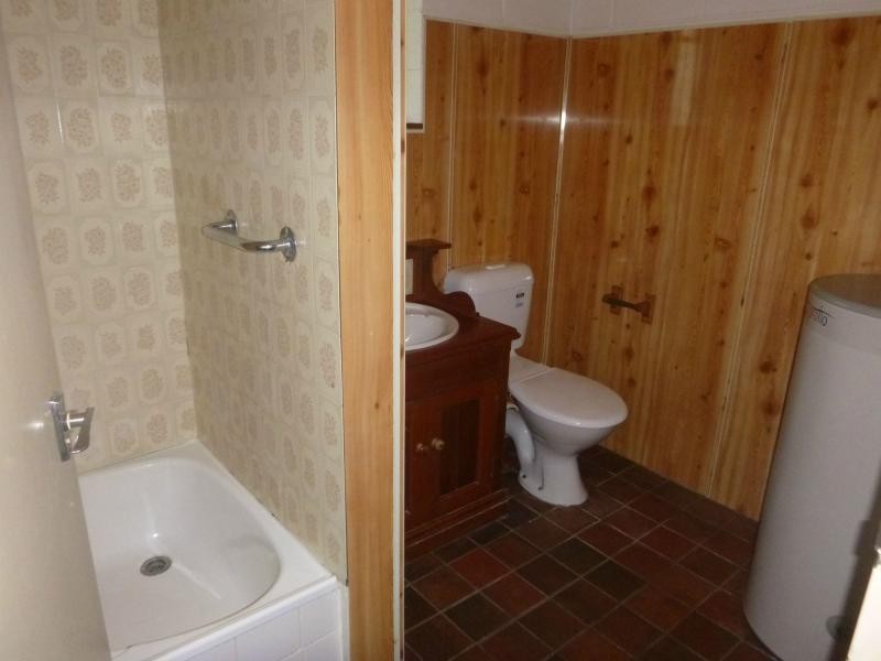 28 High Central Road, Macleay Island QLD 4184