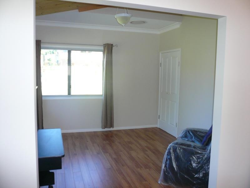 19 Francis Road, Macleay Island QLD 4184