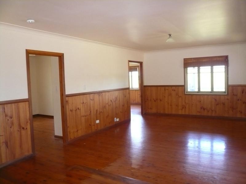 48 Charles Terrace, Macleay Island QLD 4184