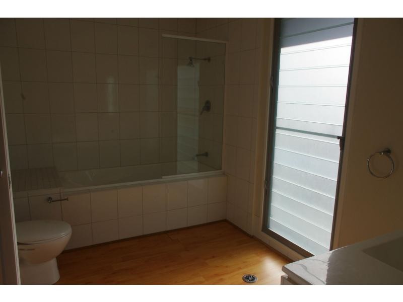 22 Cowes Street, Macleay Island QLD 4184