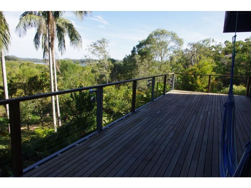 22 Cowes Street, Macleay Island QLD 4184