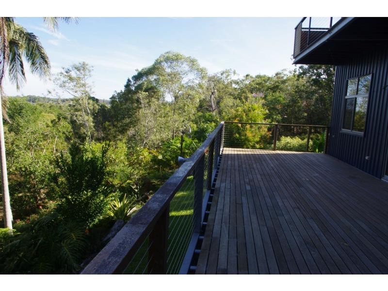 22 Cowes Street, Macleay Island QLD 4184