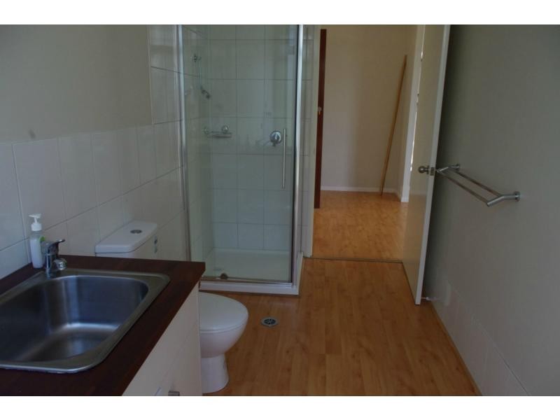 22 Cowes Street, Macleay Island QLD 4184