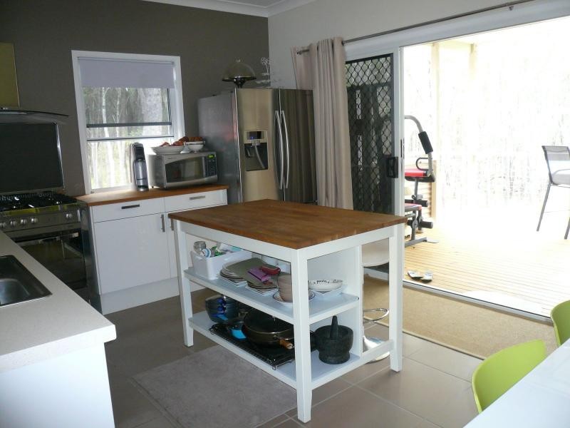 14 Leanne Street, Macleay Island QLD 4184