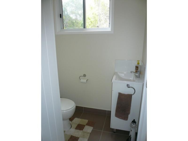 14 Leanne Street, Macleay Island QLD 4184