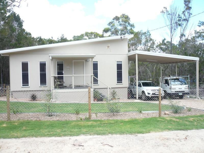 14 Leanne Street, Macleay Island QLD 4184