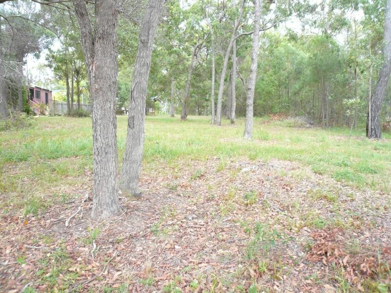 80 Beelong Street, Macleay Island QLD 4184