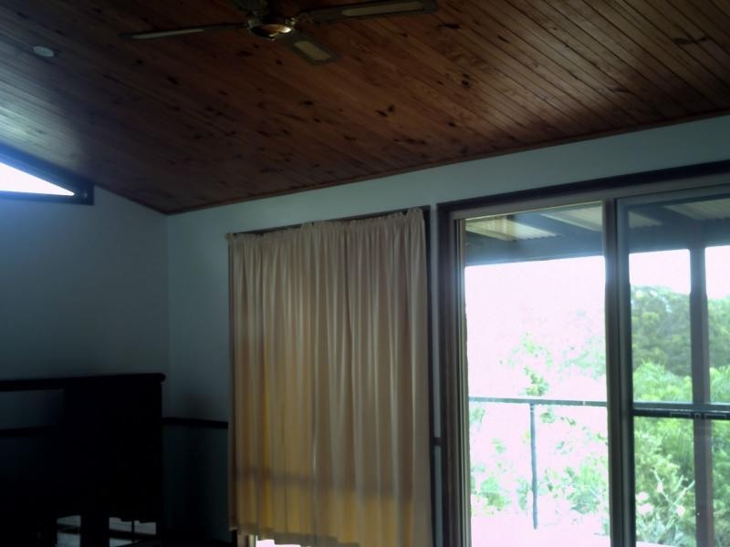 106 High Central Road, Macleay Island QLD 4184