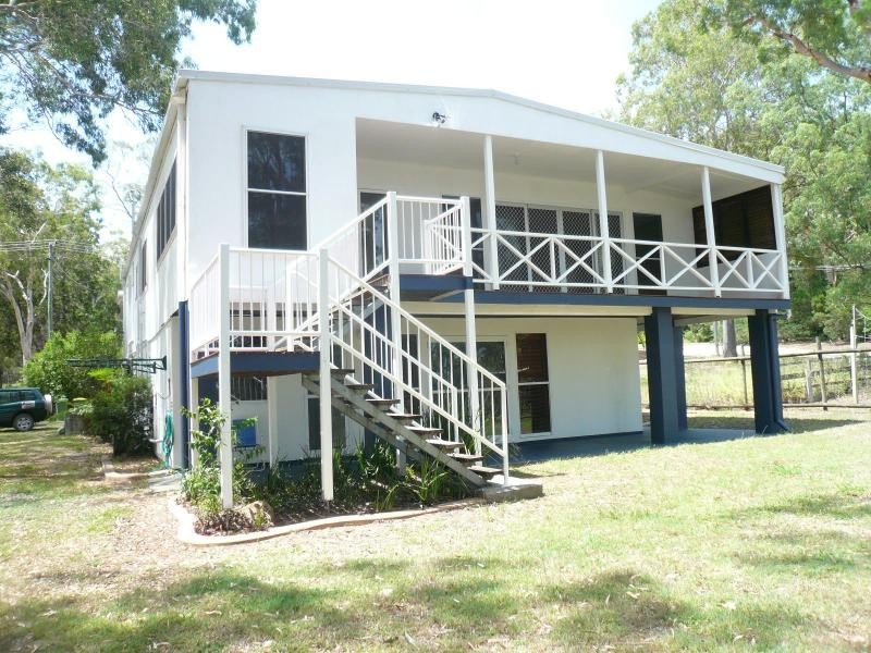 3 Attunga Street, Macleay Island QLD 4184