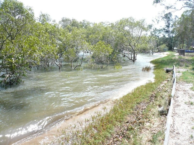 3 Attunga Street, Macleay Island QLD 4184