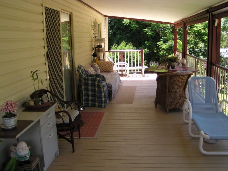 19 Alkira Street, Macleay Island QLD 4184