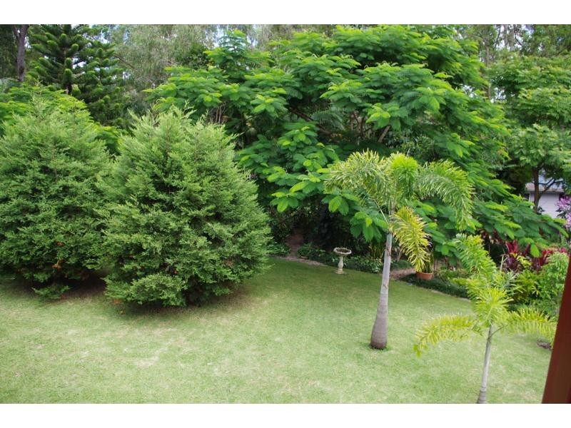 19 Alkira Street, Macleay Island QLD 4184