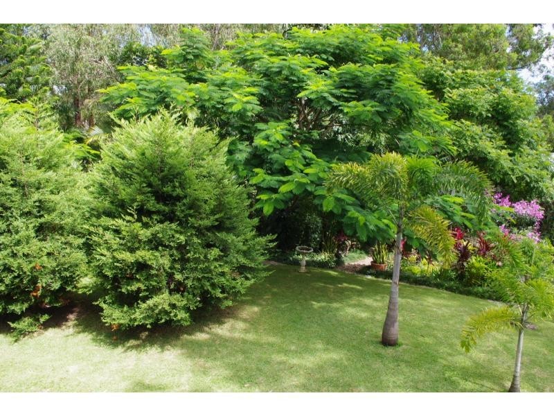 19 Alkira Street, Macleay Island QLD 4184