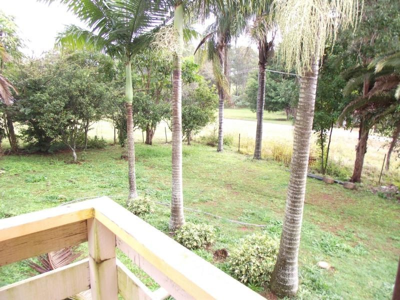 65 High Central Road, Macleay Island QLD 4184
