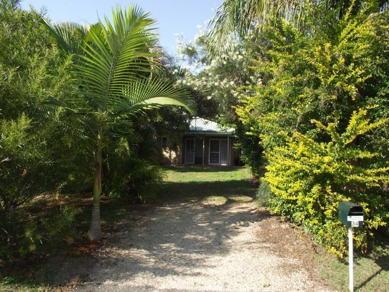 34 Noyes Parade, Karragarra Island QLD 4184