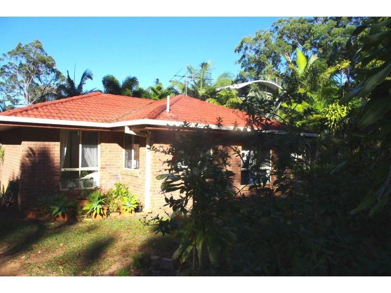 24 Treasure Island Avenue, Karragarra Island QLD 4184