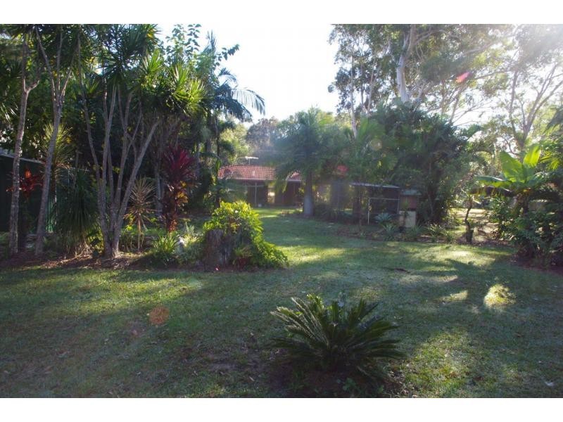 24 Treasure Island Avenue, Karragarra Island QLD 4184