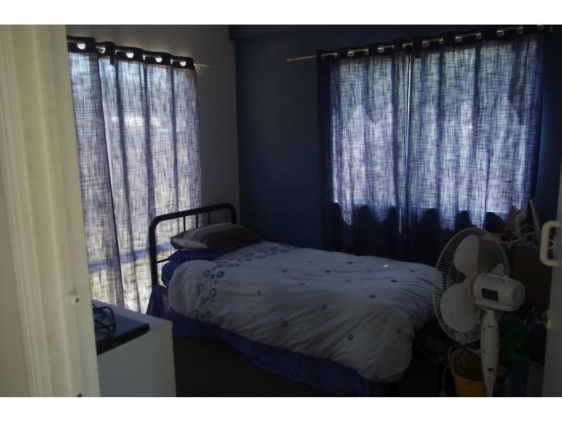 194-196 High Central Street, Macleay Island QLD 4184