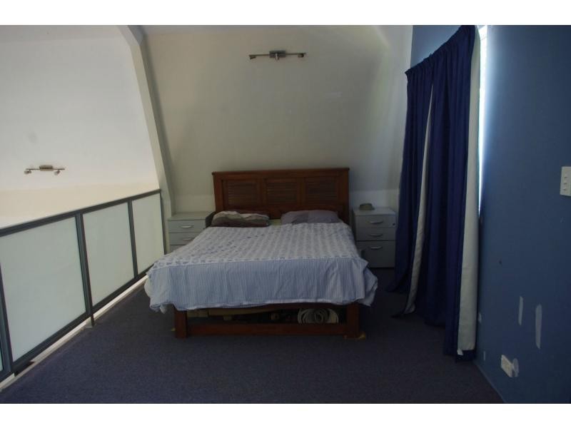 194-196 High Central Street, Macleay Island QLD 4184