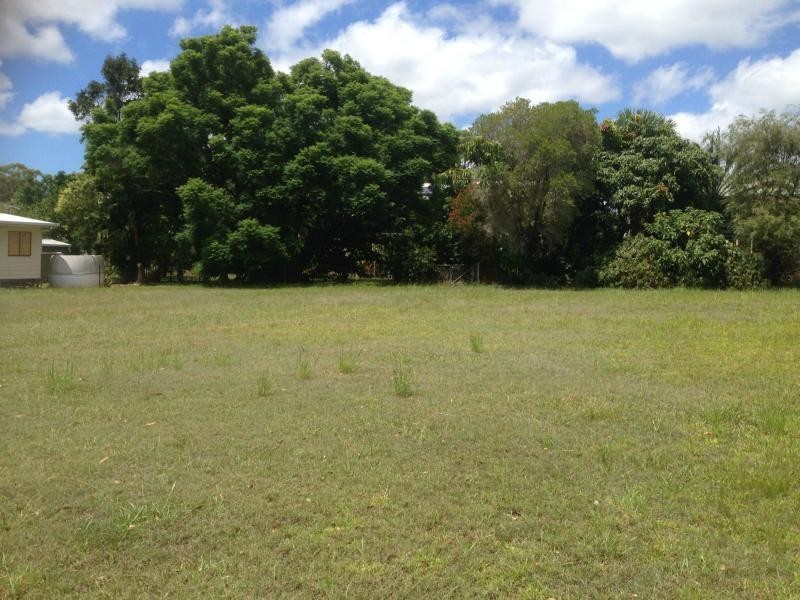 30 Noyes Parade, Karragarra Island QLD 4184