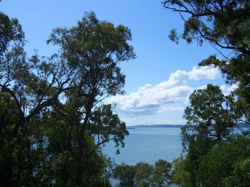 2 Zelma Court, Macleay Island QLD 4184