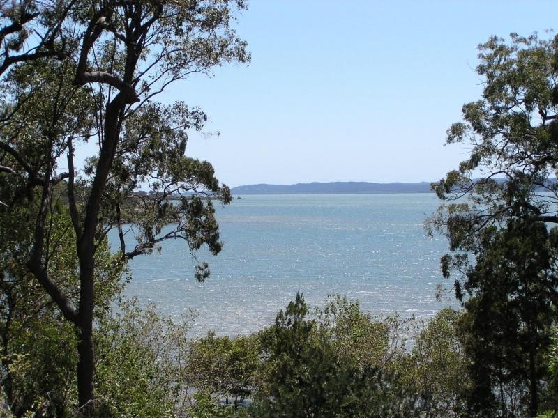 2 Zelma Court, Macleay Island QLD 4184